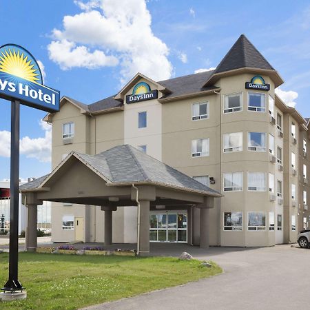 Days Inn By Wyndham Bonnyville Zewnętrze zdjęcie