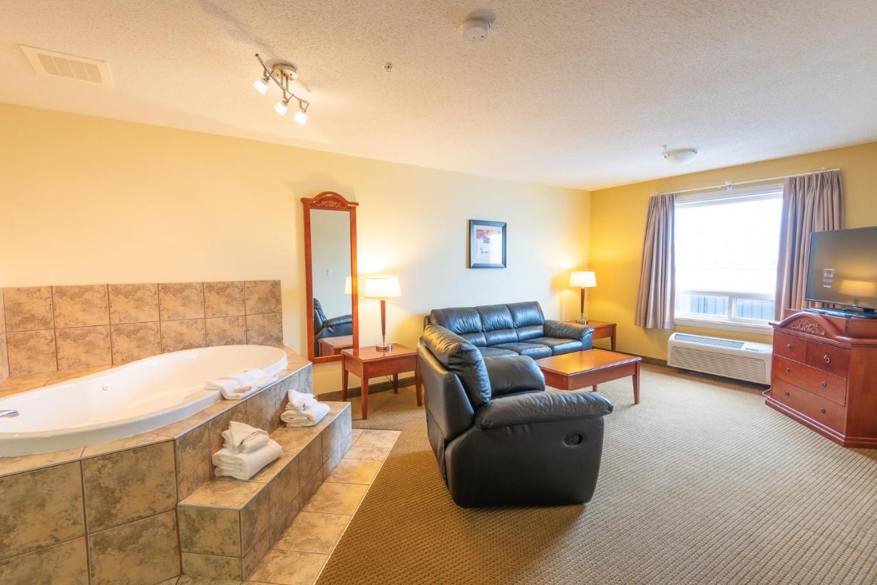 Days Inn By Wyndham Bonnyville Zewnętrze zdjęcie