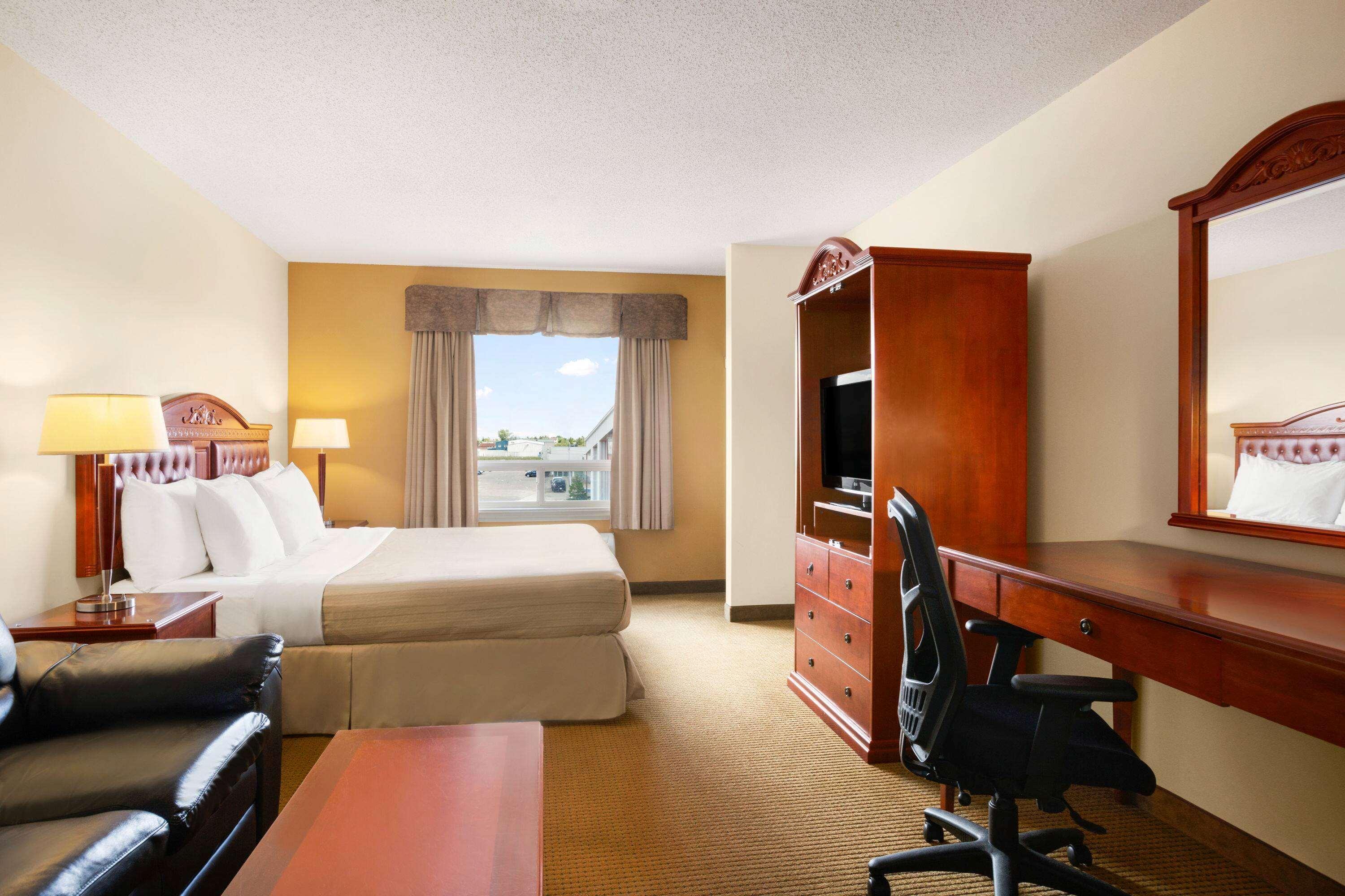 Days Inn By Wyndham Bonnyville Zewnętrze zdjęcie